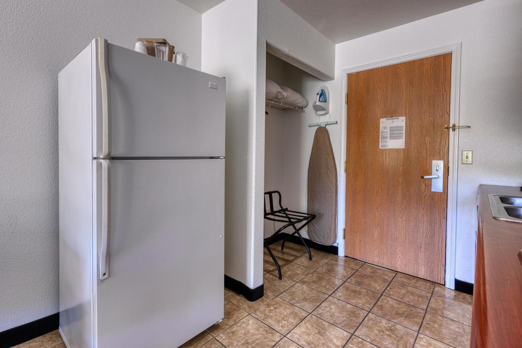 All Towne Suites Saint Robert Dış mekan fotoğraf