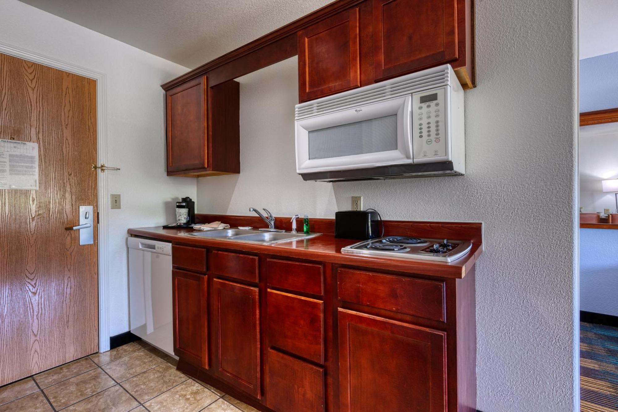 All Towne Suites Saint Robert Dış mekan fotoğraf