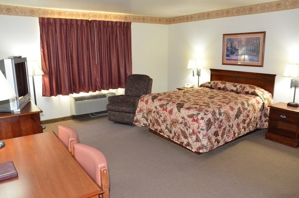 All Towne Suites Saint Robert Dış mekan fotoğraf